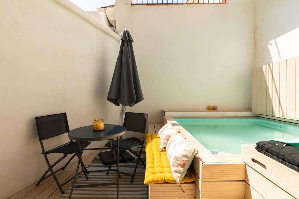 Appartamento Cozy Loft Patio+Pool +Wifi Valenza Esterno foto