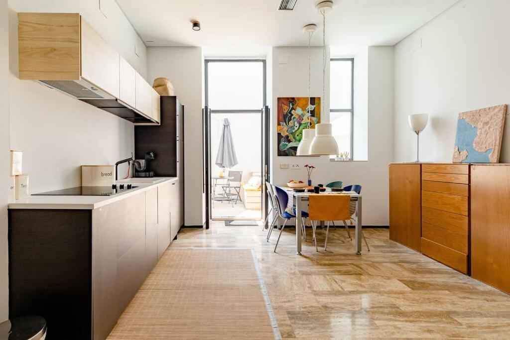 Appartamento Cozy Loft Patio+Pool +Wifi Valenza Esterno foto