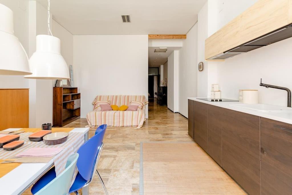 Appartamento Cozy Loft Patio+Pool +Wifi Valenza Esterno foto